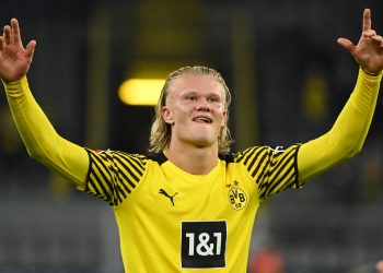 ¡Haaland al rescate! Borussia Dortmund vence agónicamente al Hoffenheim con gol de su estrella noruega