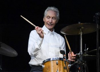 Baterista de los Rolling Stones, Charlie Watts, podría perderse la gira por EE. UU.