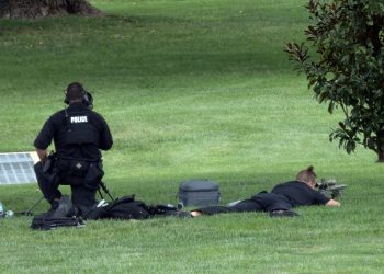 Se rinde el hombre que amenazó con detonar bomba cerca del Capitolio de EE.UU.