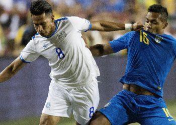 Hugo Pérez convocó de última hora a Denis Pineda a la Selecta
