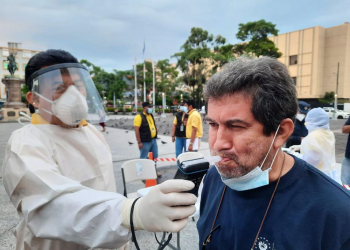 Autoridades de Turismo, Salud y Gobernación supervisan medidas de bioseguridad en buses alegres