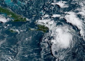 La depresión tropical Fred se aproxima a Cuba y amenaza a Florida
