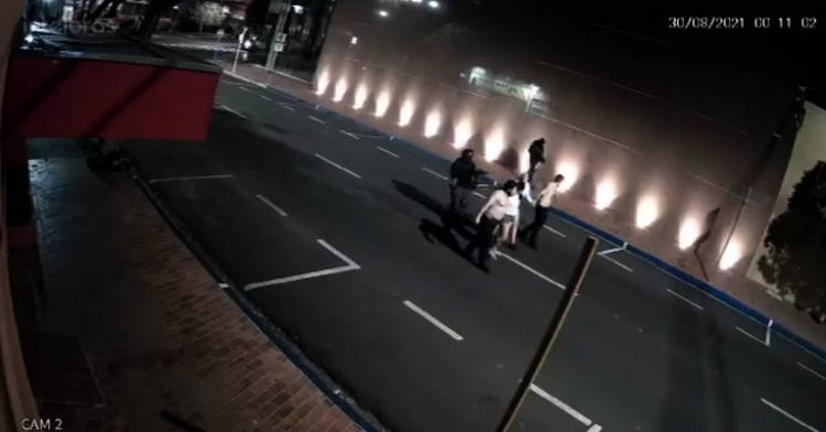Violento asalto con rehenes deja tres muertos en Brasil