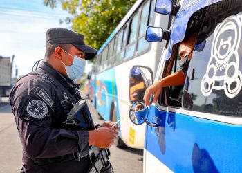 VMT y PNC desarrollan amplio despliegue de controles vehiculares y pruebas antidoping por las vacaciones agostinas
