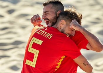 España sacó su furia y le pegó 4-8 a Mozambique