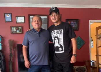 Éver Hernández será homenajeado en el medio tiempo de El Salvador contra Costa Rica