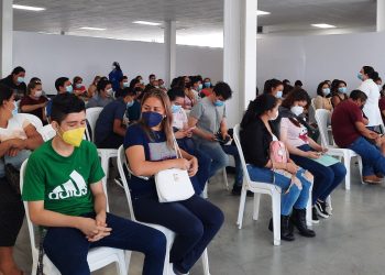 Inicia la vacunación contra la COVID-19 en los mayores de 12 años