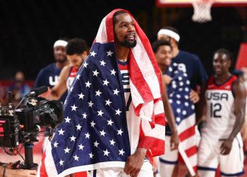 Kevin Durant tumba a Francia y lleva a Estados Unidos a una cuarta medalla de oro consecutiva