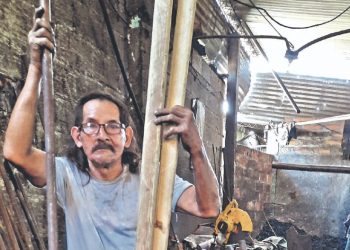 José, un artesano del hierro que es reliquia en San Rafael Cedros