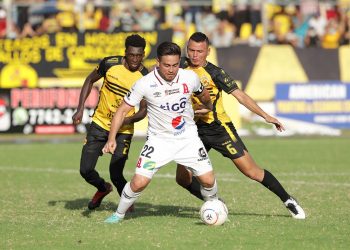 Platense puso contra las cuerdas al Alianza en Zacatecoluca