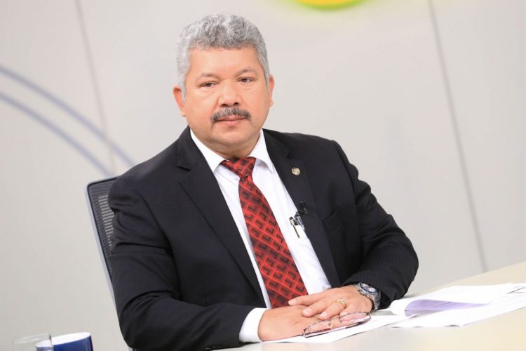 Juan Pablo Durán, presidente de Bandesal detalló sobre las condiciones del financiamiento por $240 millones para el desarrollo de las Mipymes.