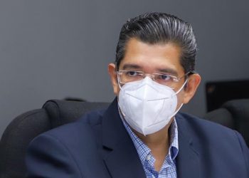 Luis Mario Rodríguez  acepta que tenía dos remuneraciones en gobierno de  Antonio Saca