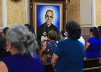 Iglesia conmemora 104 años del natalicio de San Óscar Arnulfo Romero