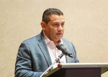 Ministro de Trabajo: cerca de 100 trabajadores salvadoreños viajarán a Canadá por 24 meses