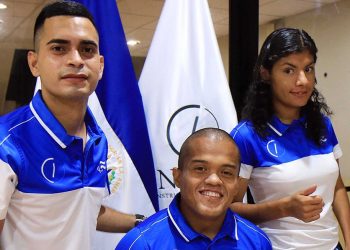 Atletas salvadoreños partieron para competir en los Juegos Paralímpicos