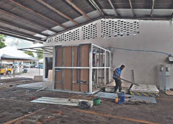 Inicia instalación de cabinas para informar sobre el bitcóin en la zona oriental de El Salvador