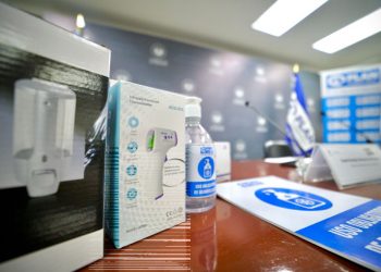 Ministerio de Educación recibe insumos de bioseguridad para centros escolares