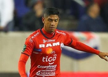 Christian Martínez, volante del San Carlos costarricense: «Para mí es un orgullo  representar a El Salvador»