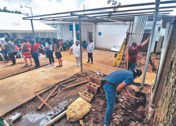 Readecúan espacio para la vacunación en hospital de Ahuachapán