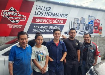 Super Repuestos rinde homenaje a sus clientes en el Día del Técnico Automotriz
