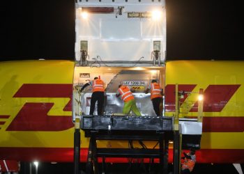 El Salvador recibe nuevo lote con más de 125,000 vacunas contra la COVID-19 de Pfizer