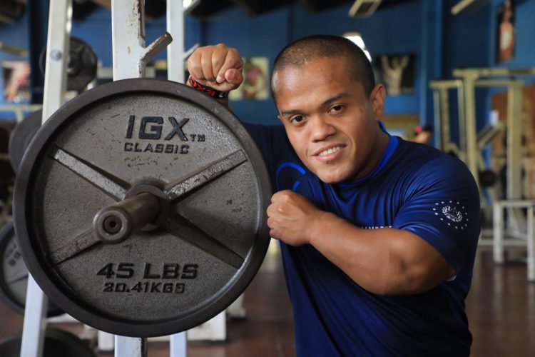 El paratleta Herbert Aceituno, ya tiene claros sus objetivos a cumplir en el año 2022. Foto Diario El Salvador.