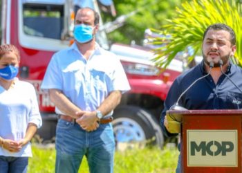 Gobierno salvadoreño lanza plan de asistencia vial para vacaciones de agosto