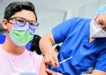 Estos son los requisitos para que los menores de edad puedan vacunarse contra la COVID-19