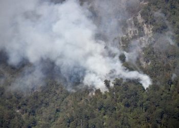 Volcán de Fuego entra en erupción en Guatemala
