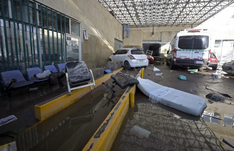 Vista exterior del Hospital IMSS después de que las fuertes lluvias cayeran sobre Tula de Allende, estado de Hidalgo, México, el 9 de septiembre de 2021. FOTO / AFP