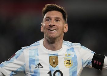 Messi supera a Pelé y se convierte en el máximo goleador de selecciones de Sudamérica