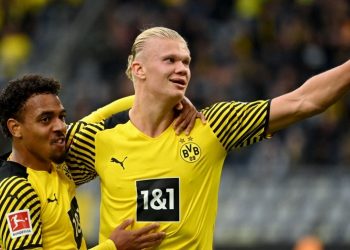 Haaland alcanza a Lewandowski en los goleadores de Bundesliga