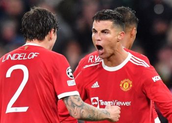 Manchester United derrota a Villarreal con gol «in extremis» de Cristiano Ronaldo