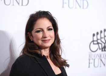 Gloria Estefan confiesa que fue abusada sexualmente a sus 9 años de edad