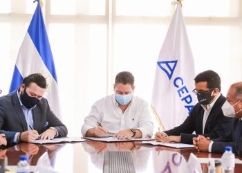 Entregan estudio técnico, medioambiental y social para construcción del Aeropuerto del Pacífico