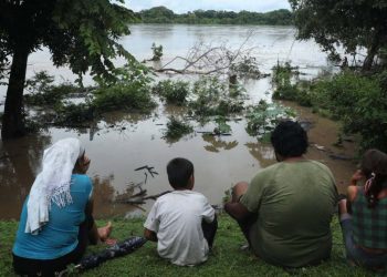Tecoluca se prepara para evacuar a habitantes del Bajo Lempa debido a crecida del Lempa