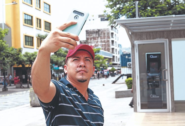 Mañana se 
consolida la 
apuesta del 
Gobierno de El 
Salvador hacia la 
economía digital. Fotos / Diario El Salvador.