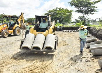 Ministerio de Obras Públicas perfora pozo para abastecer vivero