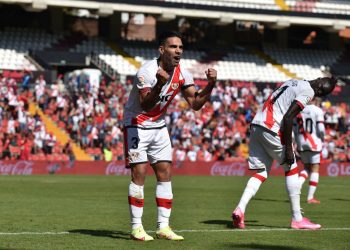 VIDEO: Radamel Falcao debuta con gol en su regreso a España con el Rayo Vallecano