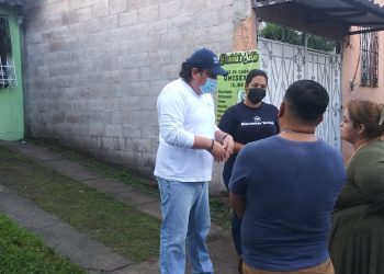 Iniciativa Bienestar Social brinda ayuda a familia que perdió su hogar por un incendio en Colón