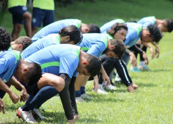 Jugadores y cuerpo técnico de FAS reclaman salario atrasado