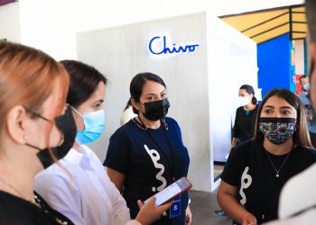 Salvadoreños se muestran cada vez más interesados en el uso del bitcoin y Chivo Wallet