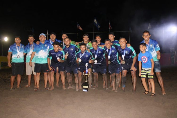 El representativo de la Barra de Santiago se quedó con la Copa Independencia. Fotos: Maynor Pérez.