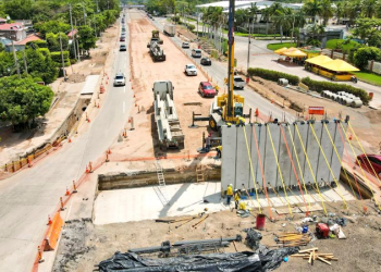 El paso a desnivel Comalapa tiene 68 % de avance
