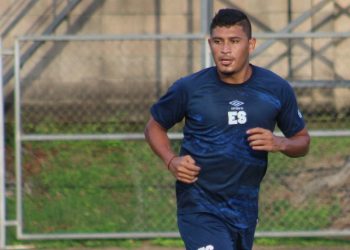 Roberto Domínguez, seleccionado nacional: «Panamá es una selección fuerte, pero nosotros tenemos muchas cosas buenas también»