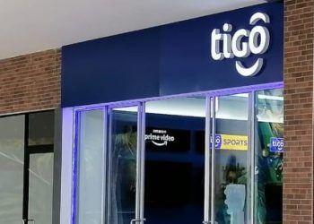 Tigo inaugura nueva tienda en Centro Comercial Paseo Venecia, en Soyapango