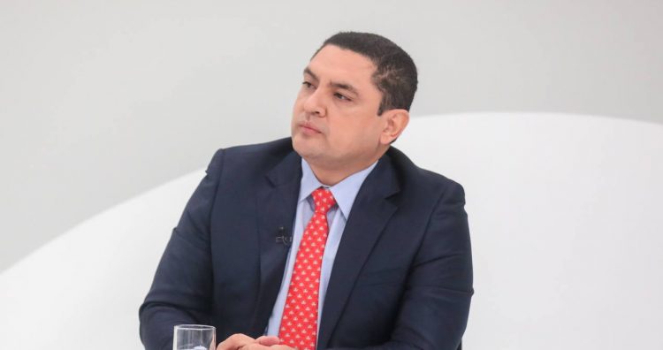 Asesor jurídico de la Presidencia, Javier Argueta.
