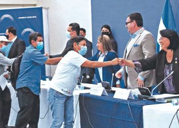 Comisión completa ocho artículos de la ley de agua