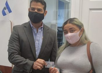 Emisión inmediata de DUI llega a tres consulados de Estados Unidos