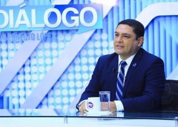 Javier Argueta denuncia que un organismo internacional financia a opositores